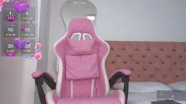 Tiphani walker  online show from 04/12/26, 11:35