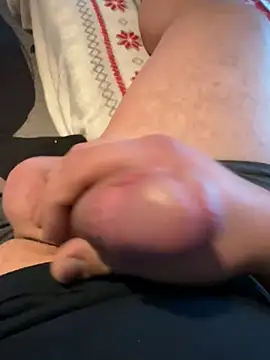 Sebastian24589 online show from 12/19/25, 11:56