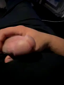 Sebastian24589 online show from 11/24/25, 03:23