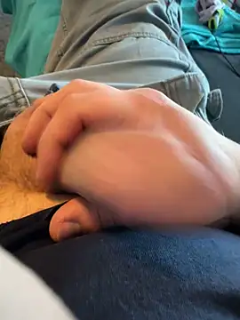 Sebastian24589 online show from 03/03/25, 08:51