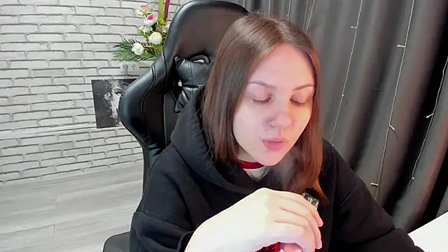 Snapshot of Kvetachka chatting on 03/02/25, 01:04 Kvetachka online show from 03/02/25, 01:04