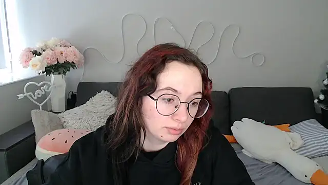 Mini Diva online show from 02/28/26, 09:09