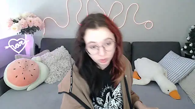 Mini Diva online show from 02/22/26, 09:11