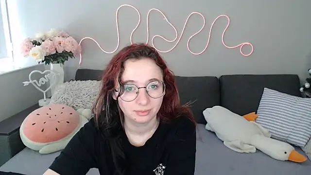 Mini Diva online show from 03/01/26, 09:31