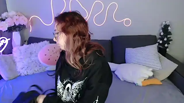 Mini Diva online show from 03/20/26, 09:10