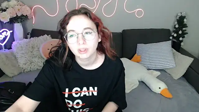 Mini Diva online show from 03/22/26, 09:11