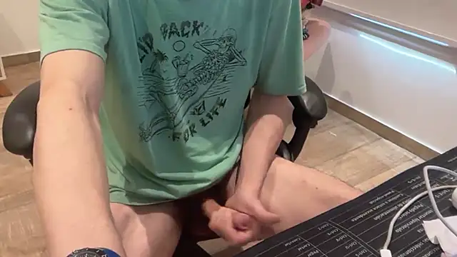 nicolaaaaas online show from 10/03/25, 04:08
