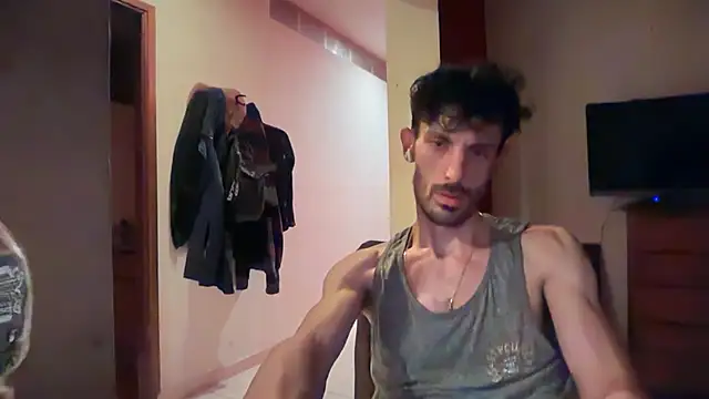 nicolaaaaas online show from 12/17/25, 07:46