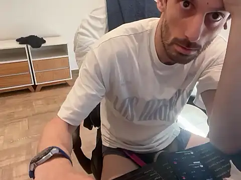 nicolaaaaas online show from 10/13/25, 02:51