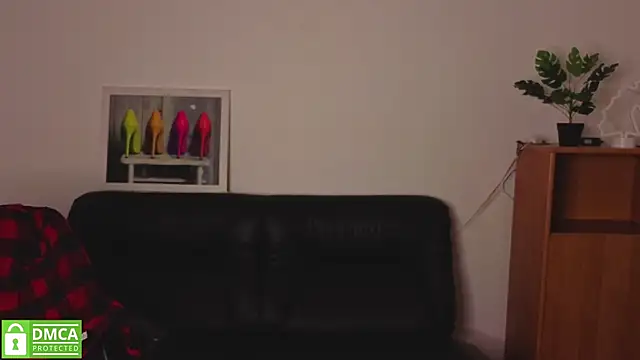 annakillianox online show from 12/20/25, 12:30