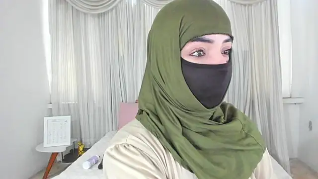 Uzra hayed online show from 03/16/26, 03:26