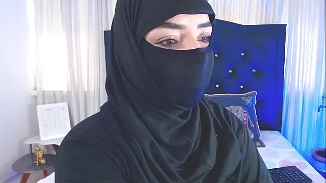 Uzra hayed online show from 10/26/25, 02:28