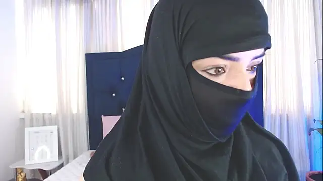 Uzra hayed online show from 11/22/25, 12:59