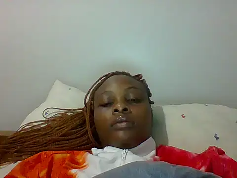 Snapshot of Toxique_ chatting on 01/15/25, 04:43 Toxique online show from 01/15/25, 04:43
