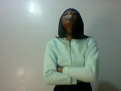 Snapshot of Toxique_ chatting on 12/29/24, 07:32 Toxique online show from 12/29/24, 07:32