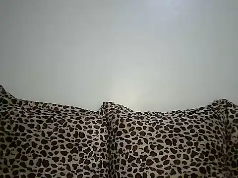 Snapshot of Toxique_ chatting on 03/16/26, 05:26 Toxique online show from 03/16/26, 05:26