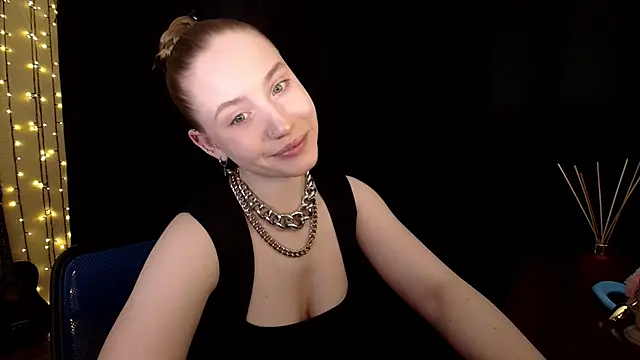 SindiWatsoon online show from 03/28/26, 07:26