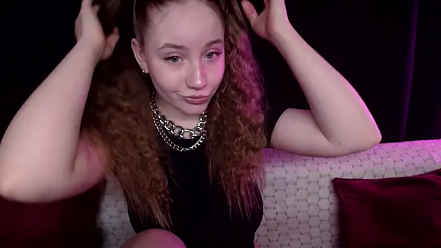 SindiWatsoon online show from 03/18/25, 01:44