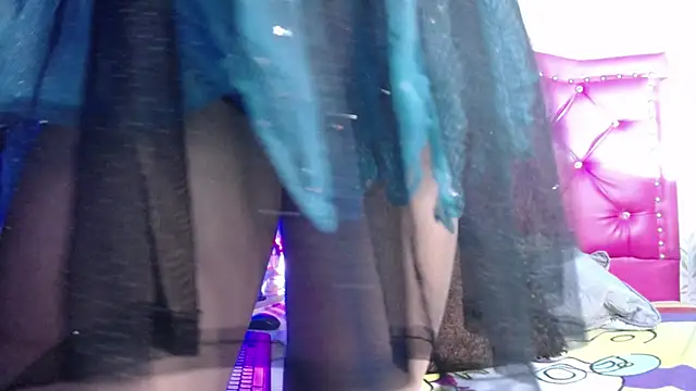 luly pink online show from 02/13/26, 03:39