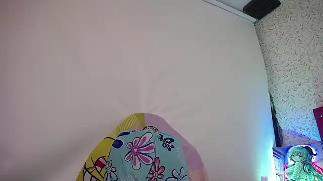 luly pink online show from 02/26/26, 04:12