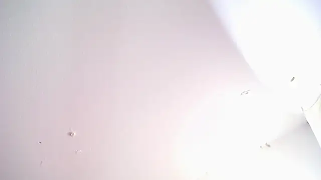 luly pink online show from 11/08/25, 04:05