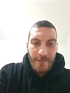 Snapshot of Zoomorriss@xh chatting on 12/04/25, 11:48 Zoomorrissxh online show from 12/04/25, 11:48