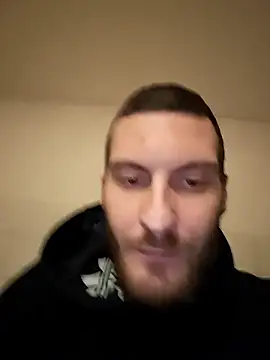 Snapshot of Zoomorriss@xh chatting on 12/19/25, 02:37 Zoomorrissxh online show from 12/19/25, 02:37