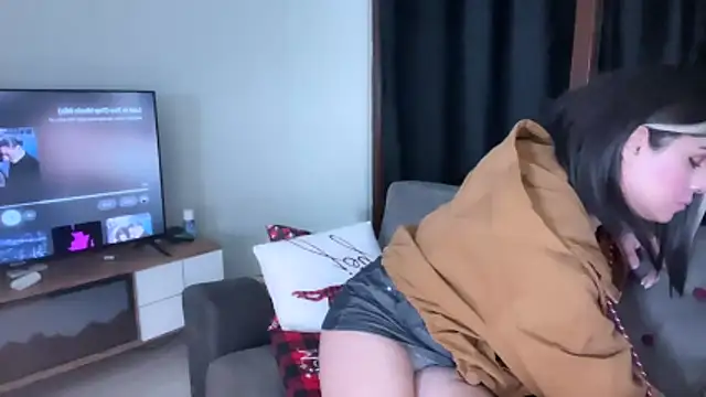 Arab tgirl online show from 02/11/26, 10:20