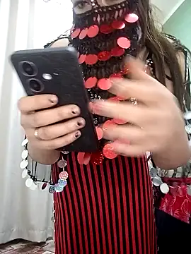 Snapshot of Meral1 chatting on 03/22/25, 11:31 Meral1 online show from 03/22/25, 11:31