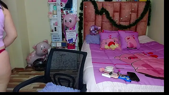 Snapshot of nahia__2 chatting on 12/23/24, 04:06 nahia 2 online show from 12/23/24, 04:06