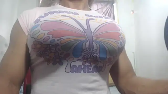 DanielaMuscleTS online show from 05/21/26, 07:55