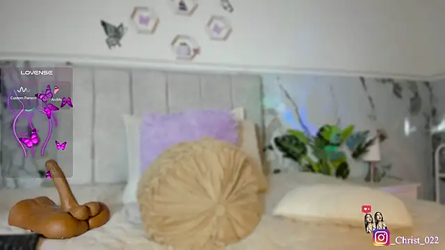 christal cutee online show from 11/05/25, 03:53