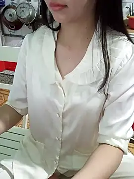 Snapshot of Ngocnhi2k chatting on 02/13/25, 05:11 Ngocnhi2k online show from 02/13/25, 05:11