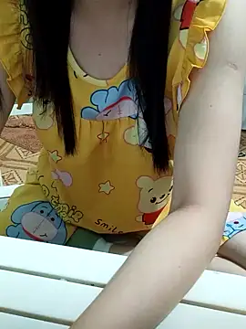 Snapshot of Ngocnhi2k chatting on 12/08/24, 06:17 Ngocnhi2k online show from 12/08/24, 06:17