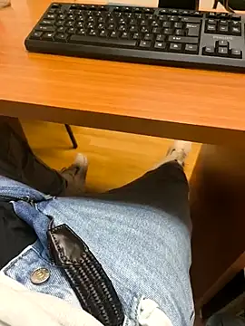 onbifeet online show from 03/11/25, 05:46