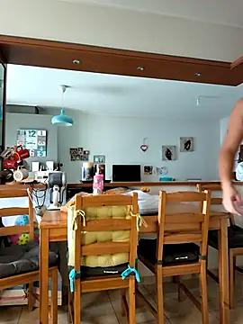 onbifeet online show from 09/26/25, 05:47