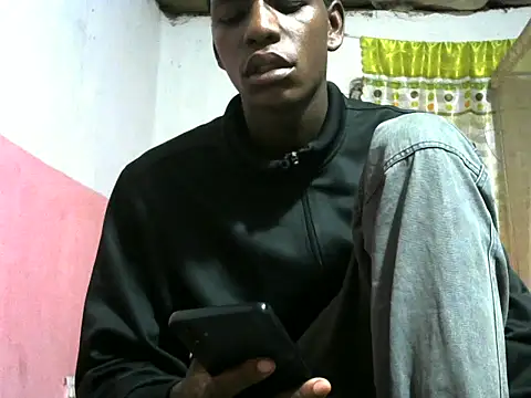 Bigras0011 online show from 11/14/25, 02:37