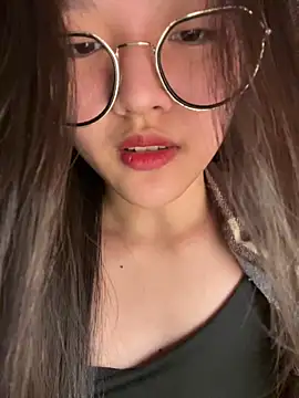 Krixxi22 online show from 10/25/25, 01:45