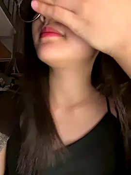 Krixxi22 online show from 11/02/25, 02:33