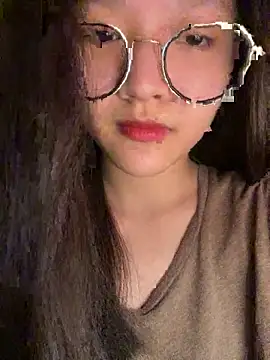 Krixxi22 online show from 10/26/25, 04:29