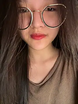 Krixxi22 online show from 10/21/25, 02:38