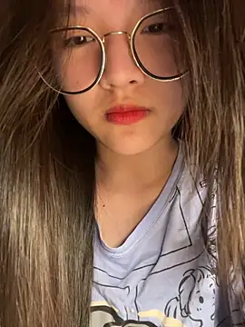 Krixxi22 online show from 12/05/25, 03:54