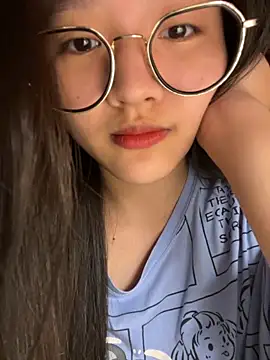 Krixxi22 online show from 11/05/25, 04:54