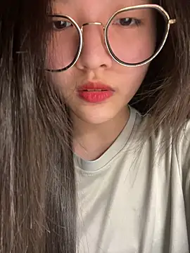 Krixxi22 online show from 02/12/26, 05:23