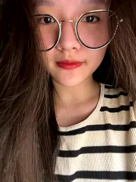 Krixxi22 online show from 11/01/25, 02:11