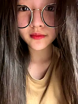 Krixxi22 online show from 11/14/25, 04:21