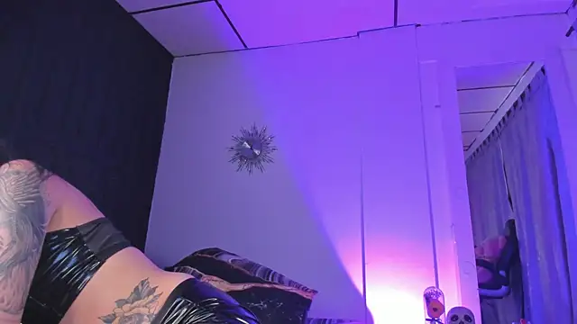 sam carsonx online show from 10/20/25, 09:04