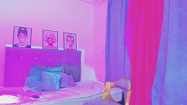 Snapshot of Kimberly_thompsom chatting on 02/12/25, 05:16 Kimberly thompsom online show from 02/12/25, 05:16