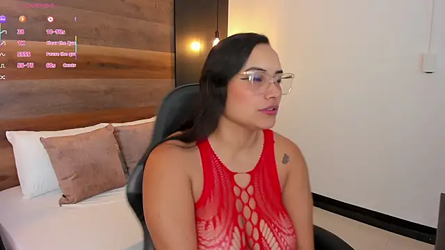 zoe danae  online show from 12/02/25, 12:29