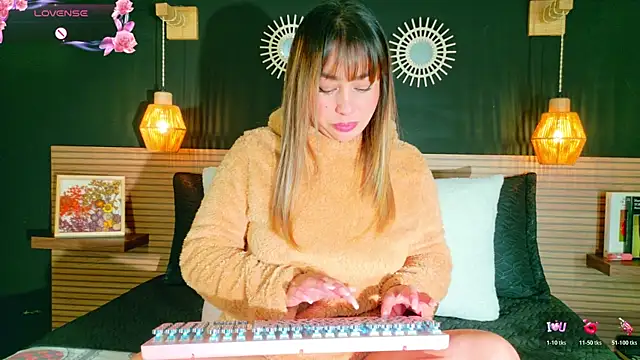 AnnaVictoria   online show from 05/03/26, 03:11
